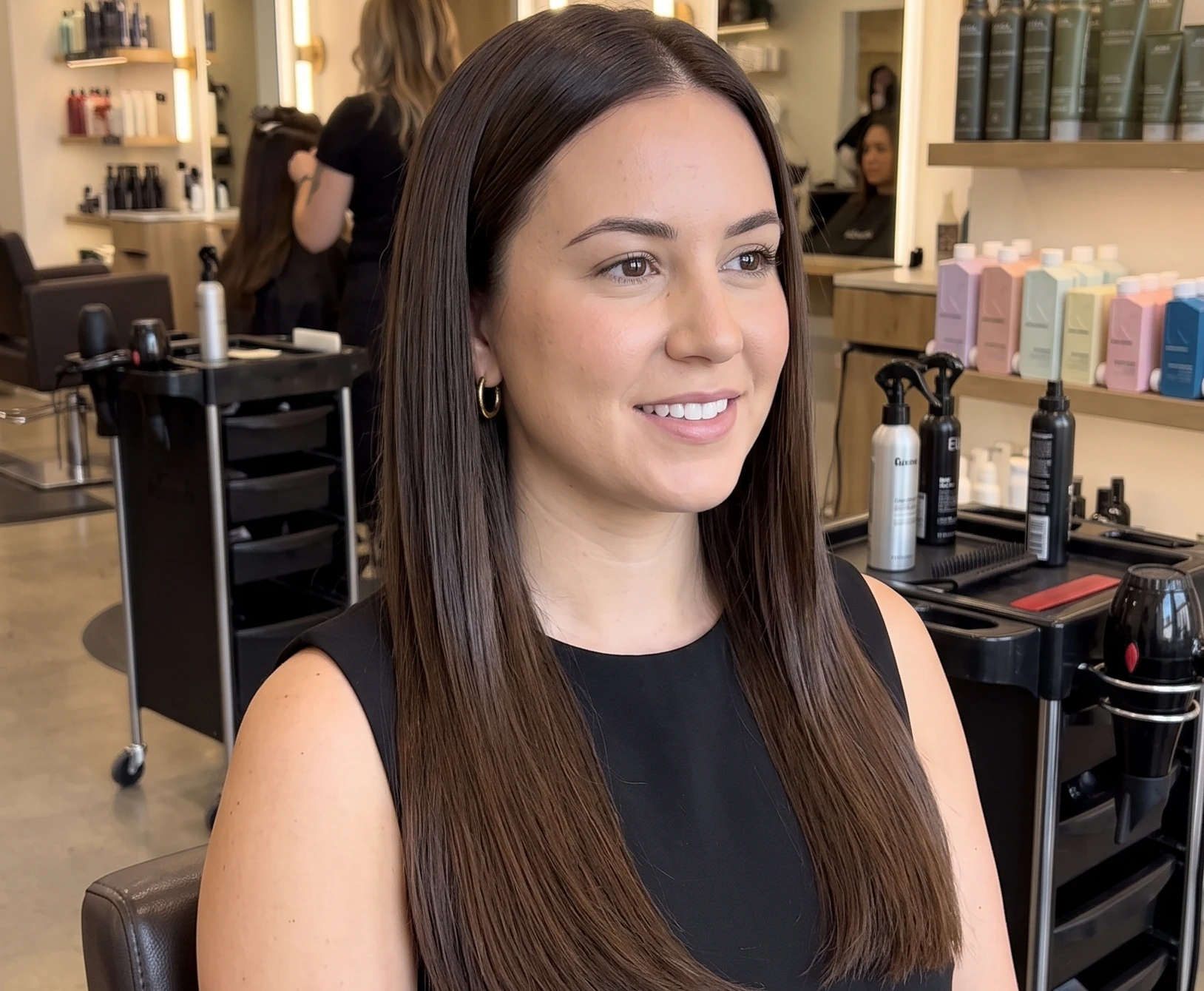 Long Hairstyles for Round Face Women