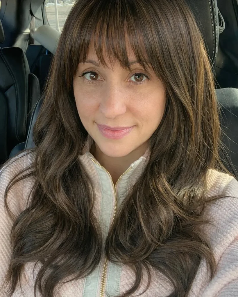Eyelash-Skimming Wispy Bangs