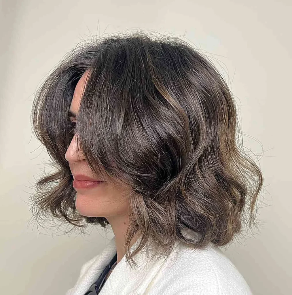 Eye-Grazing Brunette Shag