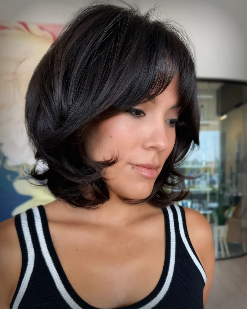 Sophisticated C-Curve Brunette Bob