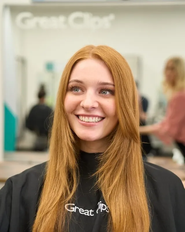 Straight Ginger Layers with Face-Framing Pieces
