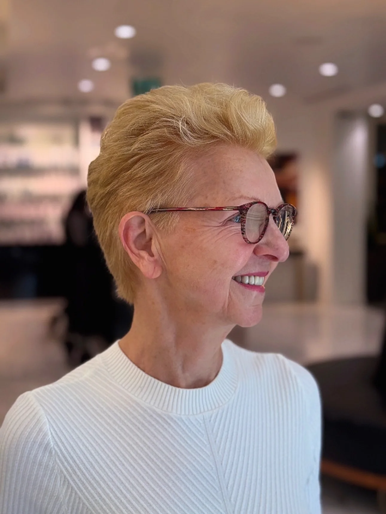 The Voluminous Golden Pompadour
